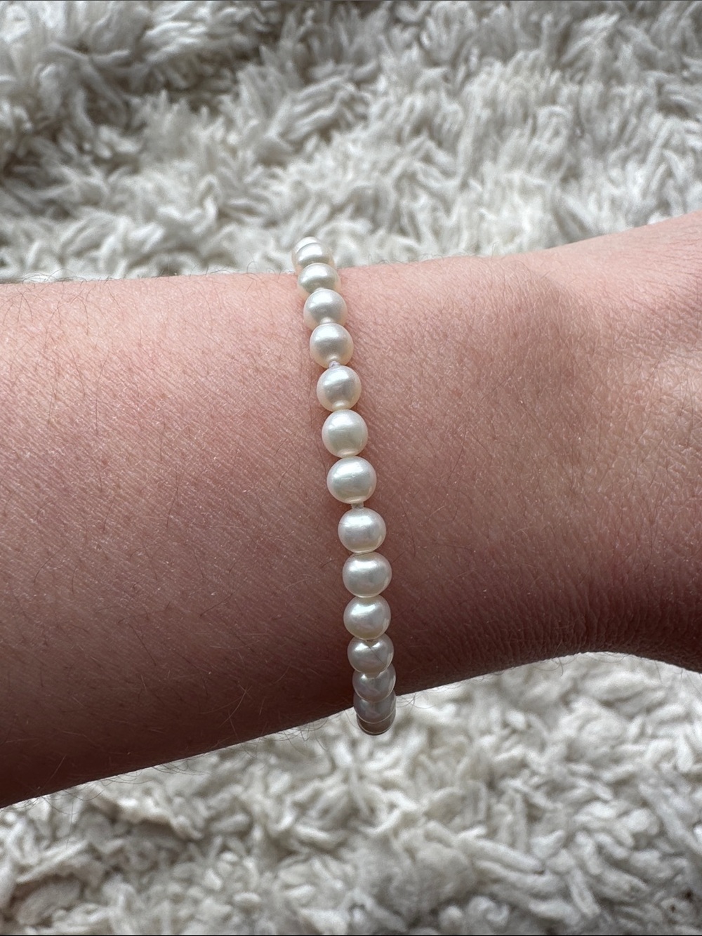 14K Pearl Bracelet - Picture 2 of 4